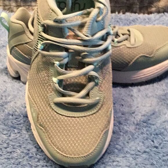 .RYKA MEMORY FOAM SNEAKERS - Picture 5 of 5